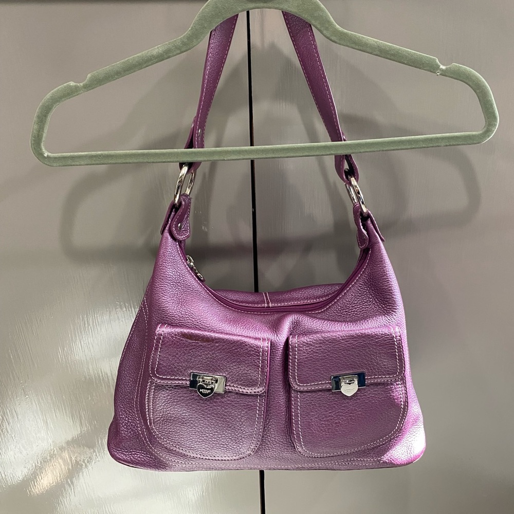 Lovcat Paris pocketbook
